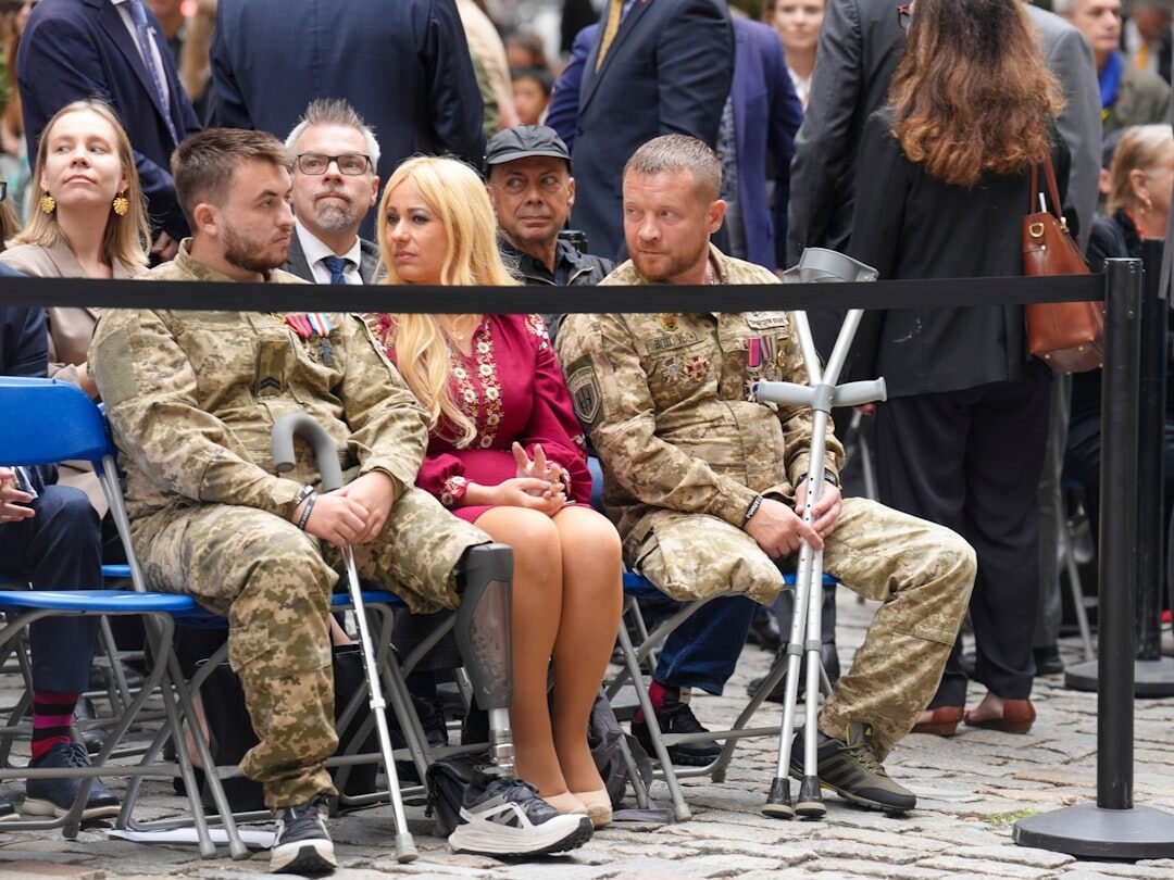 celebrities chatting at event